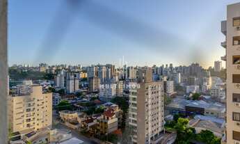 Imagem 4: Apartamento para venda com 76 metros quadrados com 3 quartos em Passo da Areia - Porto Ale