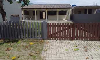 Imagem: Casa na praia do Paraná. Balneário Marissol