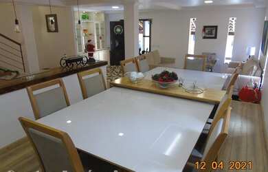 Imagem 2: VALPARAISO: VENDO IMPECÁVEL CASA COM PISCINA ( EM PONTO NOBRE ) 5 Quartos ( 2 suites