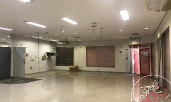 Imagem 4: Esquina Moema Pássaros, 300 metro em vão livre, agende sua visita!!!!