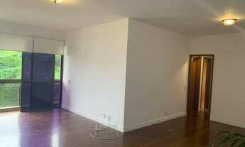 Imagem 4: Metrô próximo. Apartamento com 2 vagas de garagem, varanda, 3 quartos (1 suíte) para aluga