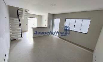 Imagem 5: Belíssimo Sobrado no Quiririm - Vista p Serra da Mantiqueira estuda permuta