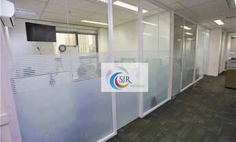 Imagem 5: Andar comercial com 413 m² de área útil, MOBILIADO, recepção, piso elevado parte em carpet