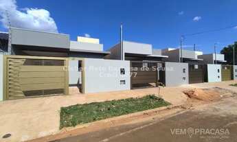 Imagem 1: LINDO IMÓVEL COM SUÍTE E VIAS RÁPIDAS ATE O CENTRO!