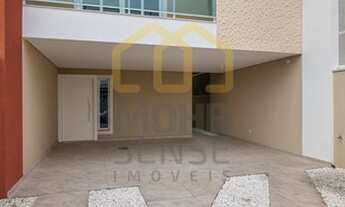 Imagem: Sobrado à Venda no centro de São José