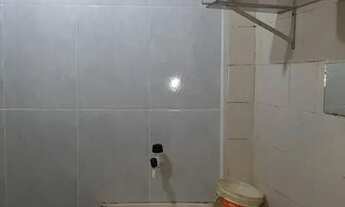 Imagem 5: Quitinete, em condomínio de casas, vaga na frente, Rua Padre Telêmaco-Cascadura-RJ