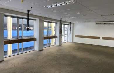 Imagem 2: Comercial/Industrial de 370 metros quadrados no bairro Centro