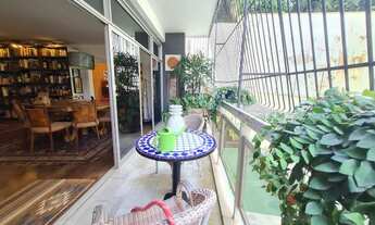 Imagem 4: Apartamento com 206 m² com 4 quartos, 1 suíte, 2 vagas!