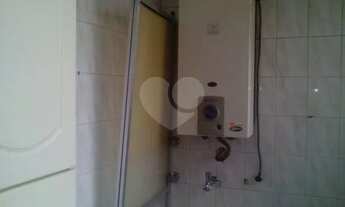 Imagem 7: Apto com 2 quartos e sala com varanda