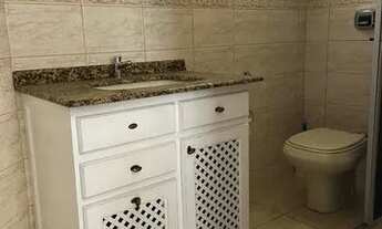 Imagem 2: Casa para aluguel possui 250 metros quadrados com 4 quartos em São João - Itajaí - SC