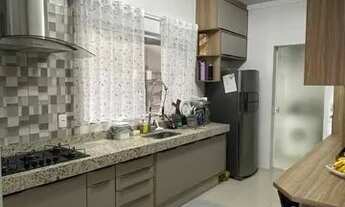 Imagem 5: Casa com piscina Damha