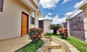 Imagem 2: Casa para Venda em Presidente Prudente, JARDIM MARACANA, 3 dormitórios, 1 suíte, 4 banheir