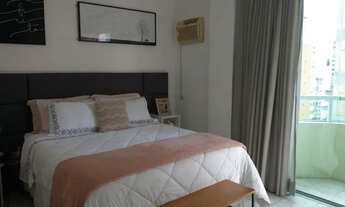 Imagem 7: Apartamento 2 Dormitórios Mobiliado e Decorado Para Locação Anual no/Centro de Balneário C