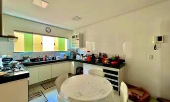 Imagem 4: Sobrado alto padrão