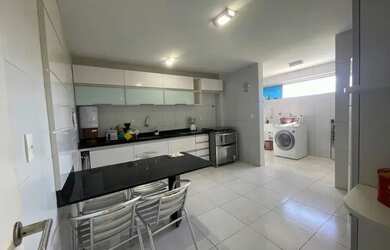 Imagem 5: Apartamento para aluguel possui 156 metros quadrados com 3 quartos