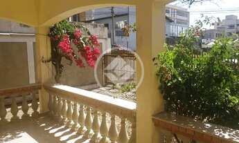 Imagem 3: Casa térrea a venda, comercial e residencial, espaços amplos e oito vagas de garagem, Jard