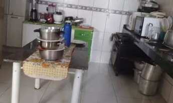 Imagem 2: Casa para venda possui 65 metros quadrados com 2 quartos em Santa Cruz - Salvador - Bahia