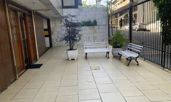 Imagem 2: Apartamento para venda com 92 metros quadrados com 2 quartos em Centro - Cabo Frio - RJ