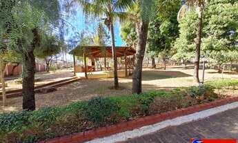 Imagem 5: Oportunidade! Baixamos o valor! Chalé 3 quartos, 1 suíte, varanda em L. área verde