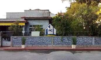 Imagem 2: Casa com 3 quartos (sendo 1 suíte), banheiro, copa & cozinha à venda, 81 m² por R$ 630