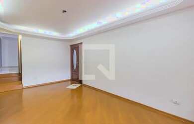 Imagem 2: Casa para Aluguel - Jardim Éster Yolanda, 3 Quartos, 218 m2