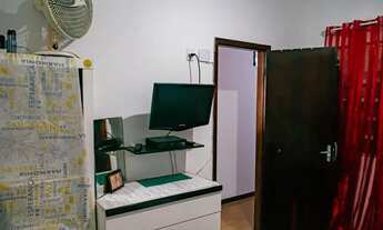 Imagem 7: Boa casa linear com 03 Q. 01 suíte 100 M2 com uma boa edícula no 2 Piso