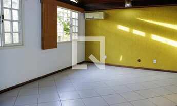 Imagem 4: Casa para Aluguel - Engenho do Mato, 3 Quartos, 300 m2