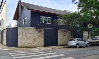 Imagem 1: Sobrado para aluguel possui 360 metros quadrados com 11 quartos