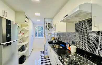 Imagem 7: Corrêas - Apartamento com acabamento impecável totalmente reformado e planejado em excelen