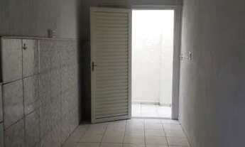 Imagem 4: Casa de 2 quartos nos fundos