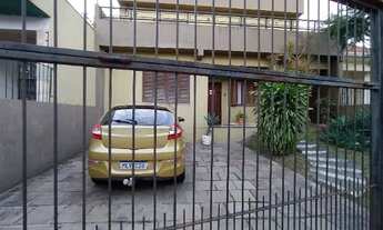 Imagem 2: Casa em Glória Casa com 3 dormitórios