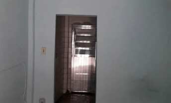 Imagem 2: Quitinete, em condomínio de casas, vaga na frente, Rua Padre Telêmaco-Cascadura-RJ