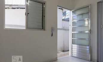 Imagem 2: Apartamento para Aluguel - Jardim Éster Yolanda, 1 Quarto, 12 m2