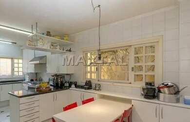 Imagem 7: Sobrado no Brooklin Paulista, 280 m², 4 dormitórios, 3 suítes, 4 banheiros, 1 sala, 3 vaga