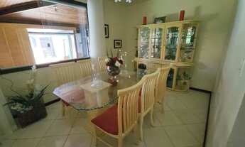 Imagem 5: Belíssima casa em Vilas do Atlântico. Rua de praia