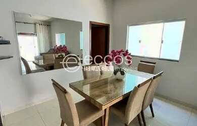 Imagem 7: Casa à venda, 4 quartos, 2 suítes, 2 vagas, Granada - Uberlândia/MG