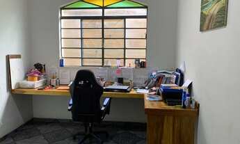 Imagem 6: Casa à venda no bairro Santa Terezinha- Contagem/MG