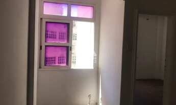 Imagem 5: Copacabana - Quarto e sala em rua nobre na quadra da praia