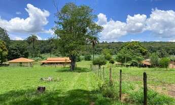 Imagem 5: Fazendinha de 4 hectares, as margens do Rio das Velhas, casa, espaço gourmet e muito mais