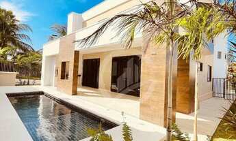 Imagem 6: Oportunidade x Custo Benefício, 04 Suítes, 03 com closet e hidro + piscina, Condomínio Alp