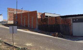 Imagem 5: Esquina comercial mais galpão e lote no meio