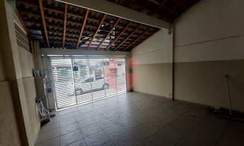 Imagem 2: Casa à venda com 3 quartos sendo 1 suíte- 165 m² construídos- Jardim das Industrias