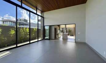 Imagem 3: Casa para venda com 237 m² e 3 quartos em Residencial Tamboré, Bauru - SP