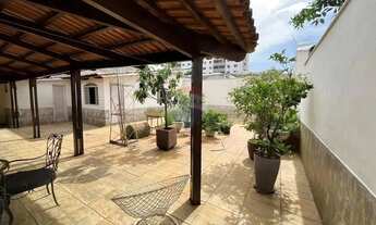 Imagem 6: Casa a venda com 4 quartos no Jardim América