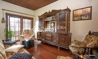 Imagem 2: Casa de 4 quartos com 2 vagas à venda no bairro Partenon em Porto Alegre