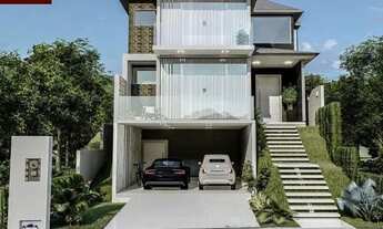 Imagem: Casa para Venda em Volta Redonda / RJ no