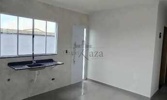 Imagem 2: Oportunidade - Casa Geminada - Parque Nova Esperança - 2 Dormitórios - 125m²