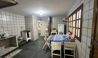 Imagem 4: Imóvel para aluguel e venda tem 200 metros quadrados com 4 quartos