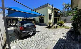 Imagem 3: Casa (Sobrado Padrão), com 5 quartos e 5 banheiros à Venda, 280 m² em Ubatuba/SP