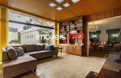 Imagem 7: Linda casa térrea projetada por arquiteto dos anos 70 !